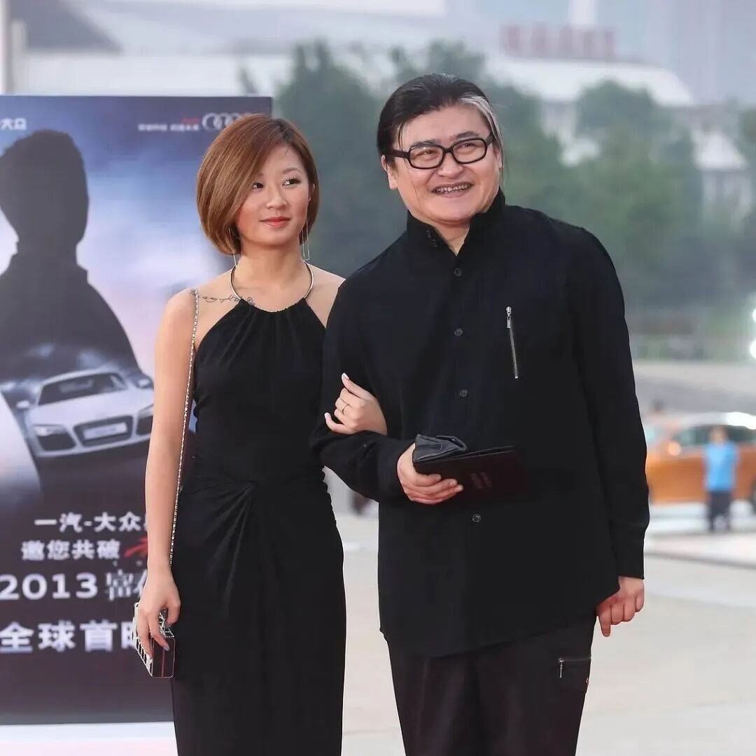 刘欢女儿刘一丝重庆低调完婚，婚礼现场温馨又浪漫，网友直呼“这才是神仙家庭！”