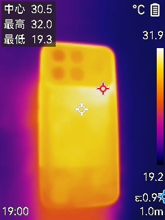 打造移动声音标杆! REDMI K90 Pro Max评测:带低音炮的旗舰手机