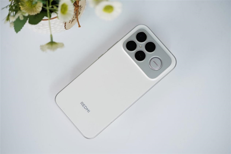 打造移动声音标杆! REDMI K90 Pro Max评测:带低音炮的旗舰手机