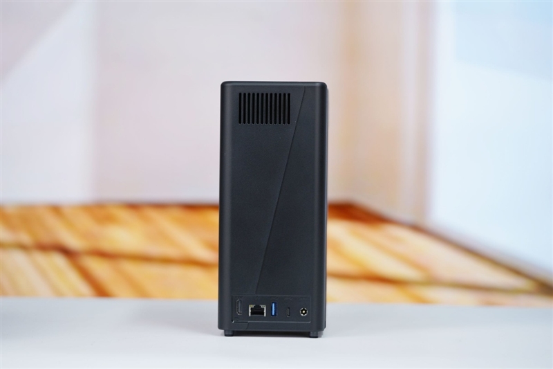 这才是真正的AI NAS！极空间私有云Z2Ultra评测