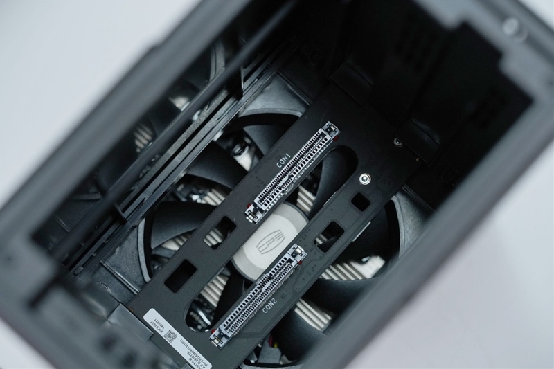这才是真正的AI NAS！极空间私有云Z2Ultra评测