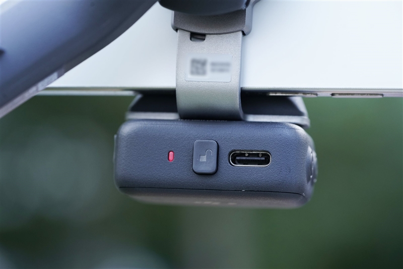 1+1大于2！大疆DJI Osmo Mobile 8套装评测：视频玩家升级首选 轻松拍摄制作更专业内容