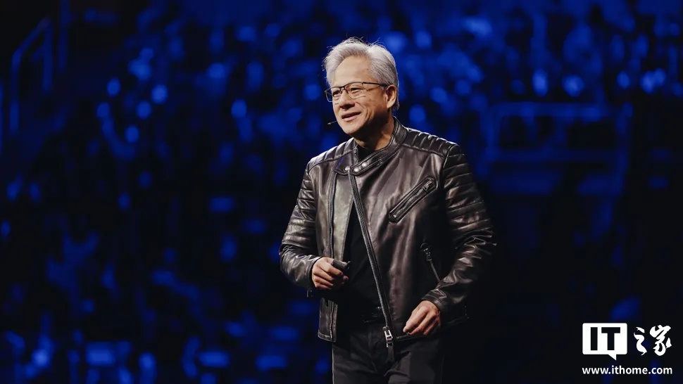 英伟达市值逼近 5 万亿美元，CEO 黄仁勋否认 AI 泡沫论