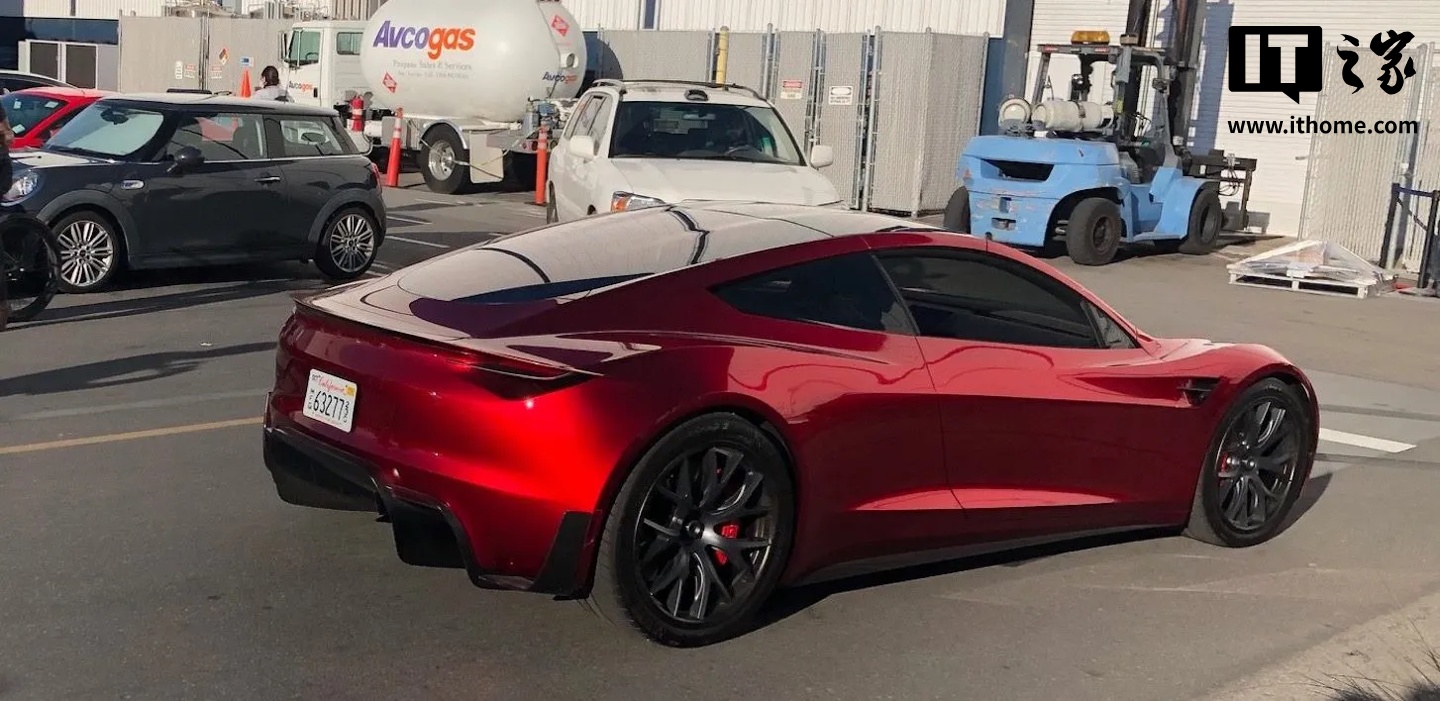 特斯拉招聘“Roadster 制造工程师”，原定 2020 年投产