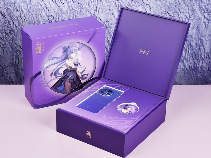 当旗舰转向影像，一加押注“性能Ultra”