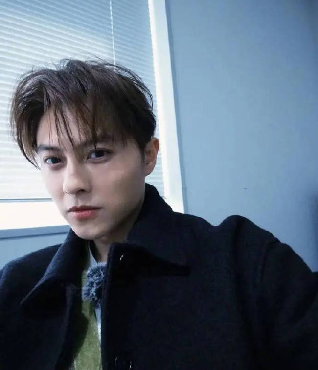 范姜彦曝王子邱胜翊插足他人婚姻：到现在还有往来