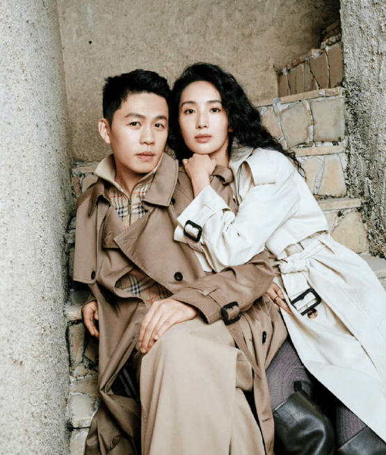 王紫璇李鸿其官宣结婚：我们一起创作一起成长