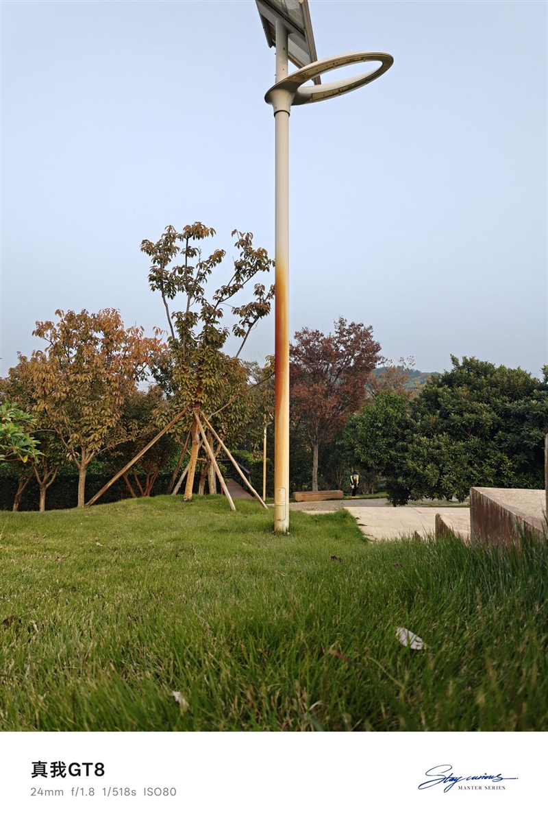 2K档最强性能!真我GT8评测:越级挑战的骁龙8至尊版