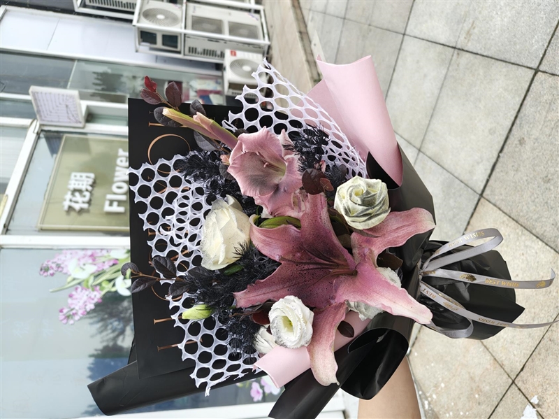 安卓Air首秀！ 联想moto X70 Air 评测：159g的极致轻薄