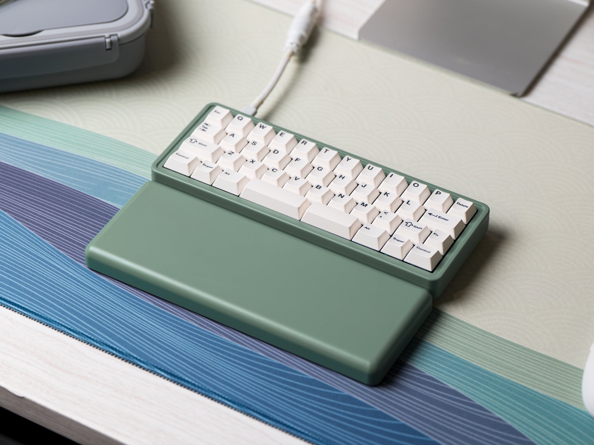 “午餐盒”主题设计， CannonKeys 发布 40% 配列键盘 Minimi40