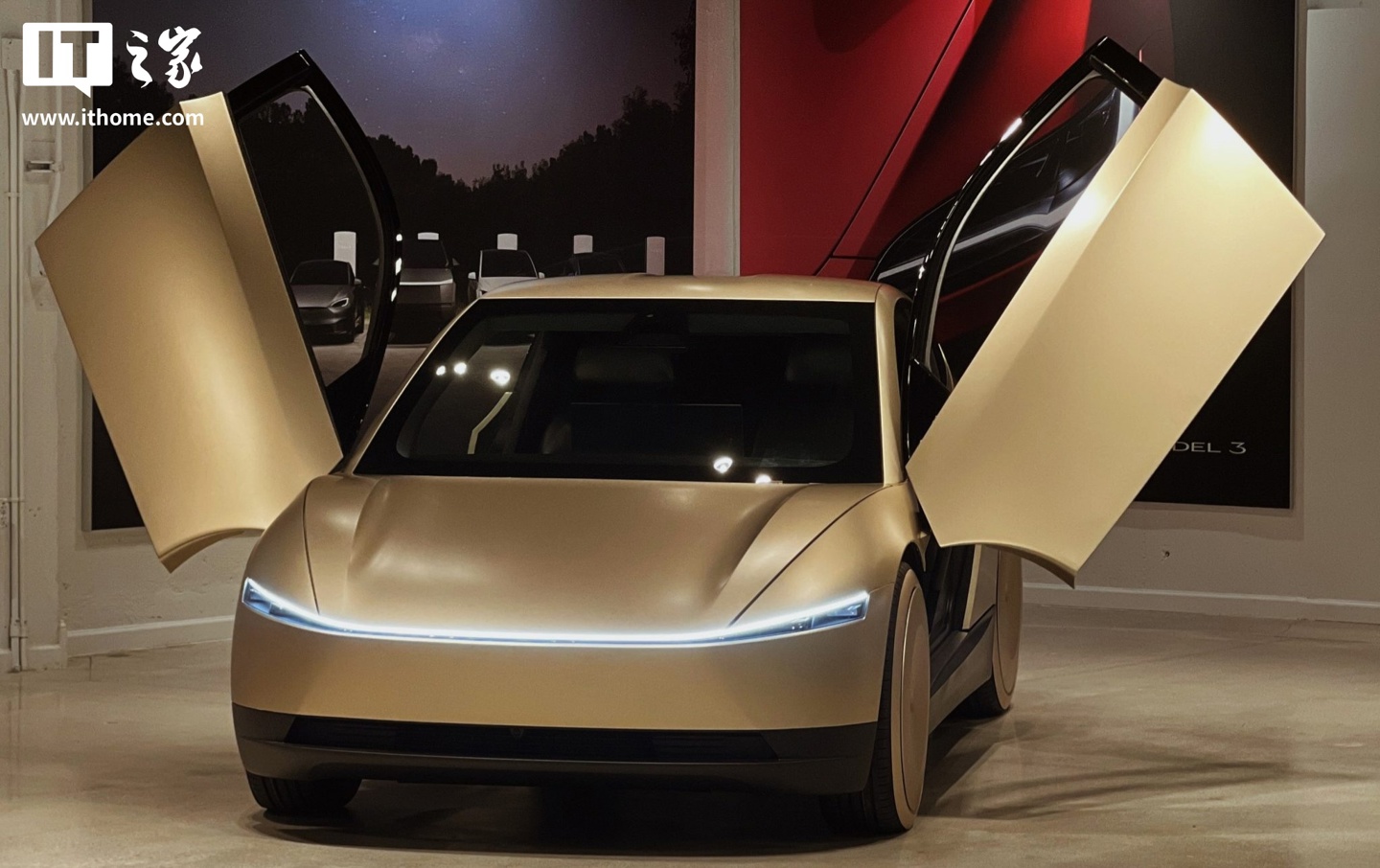 不招司机招保险专员，特斯拉 Robotaxi 新岗位藏玄机