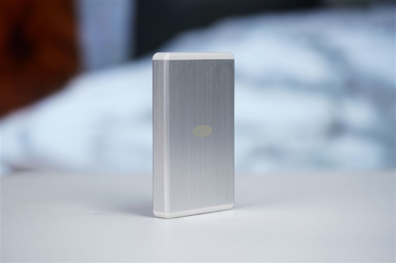 满血40Gbps速率!LaCie Rugged SSD4金刚钻Plus评测:移动数据最佳载体 专业人士的不二选择