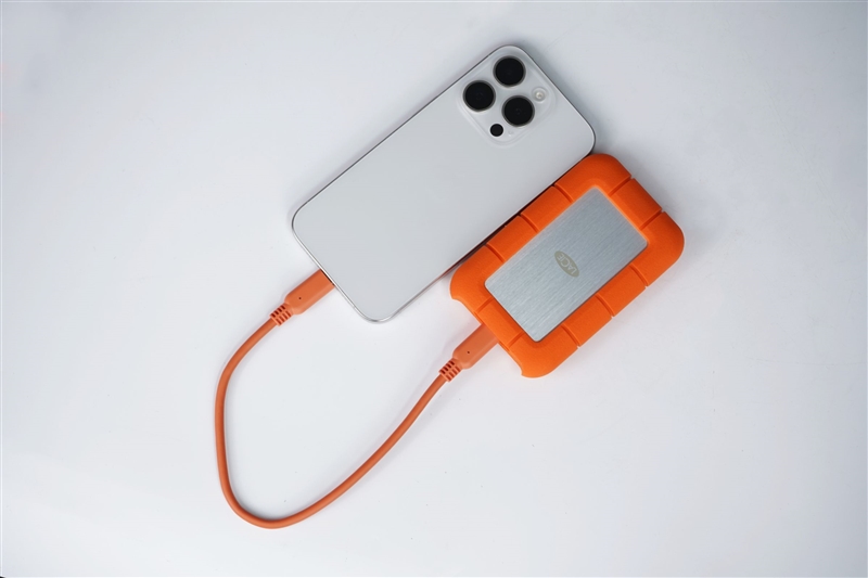 满血40Gbps速率!LaCie Rugged SSD4金刚钻Plus评测:移动数据最佳载体 专业人士的不二选择