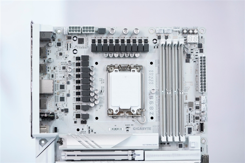 满血40Gbps速率!LaCie Rugged SSD4金刚钻Plus评测:移动数据最佳载体 专业人士的不二选择