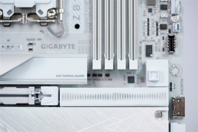 满血40Gbps速率!LaCie Rugged SSD4金刚钻Plus评测:移动数据最佳载体 专业人士的不二选择