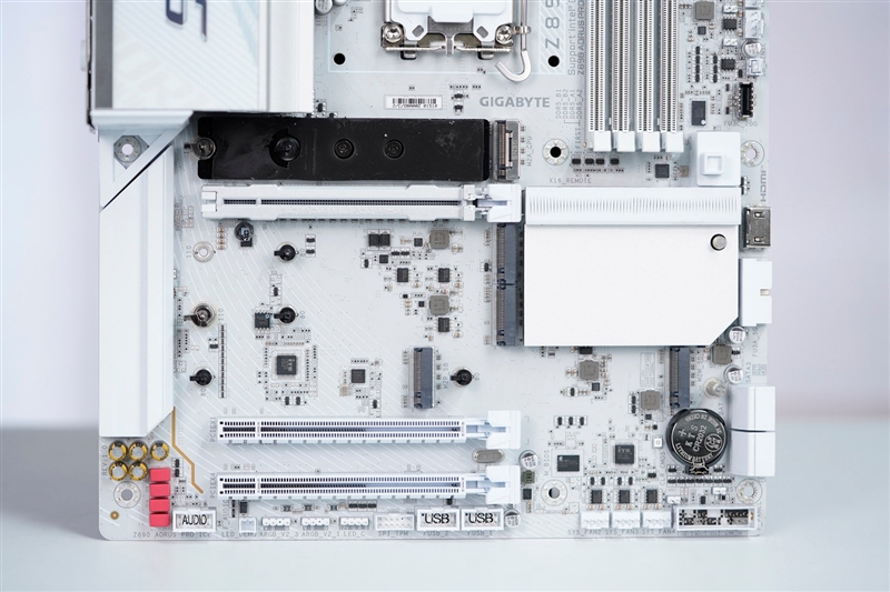 满血40Gbps速率!LaCie Rugged SSD4金刚钻Plus评测:移动数据最佳载体 专业人士的不二选择