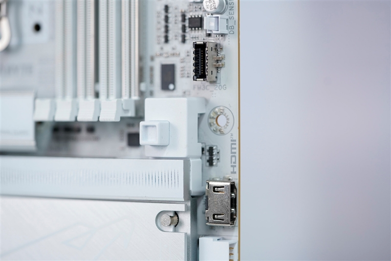 满血40Gbps速率!LaCie Rugged SSD4金刚钻Plus评测:移动数据最佳载体 专业人士的不二选择