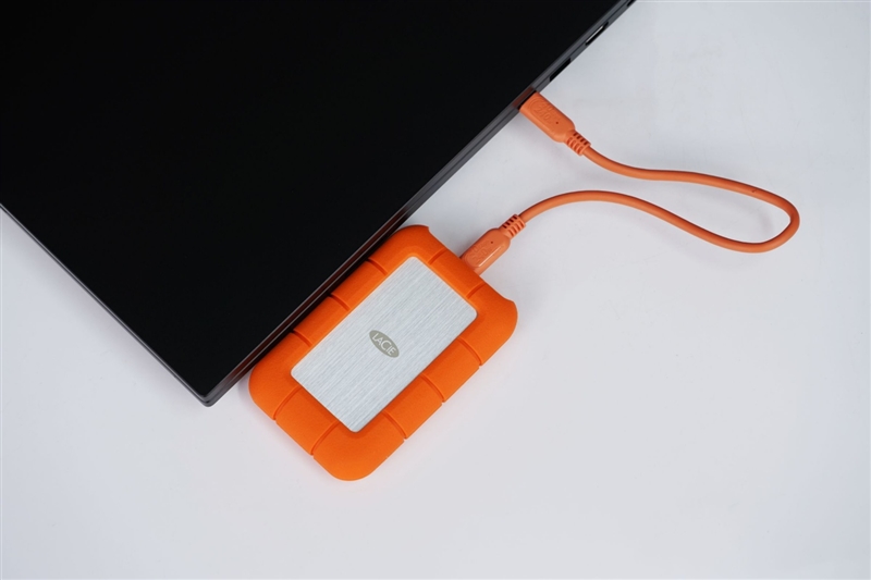 满血40Gbps速率!LaCie Rugged SSD4金刚钻Plus评测:移动数据最佳载体 专业人士的不二选择