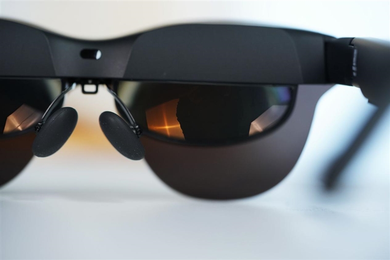 随身携带的135英寸巨幕!雷鸟 Air 4 Pro评测:全球首款HDR智能眼镜