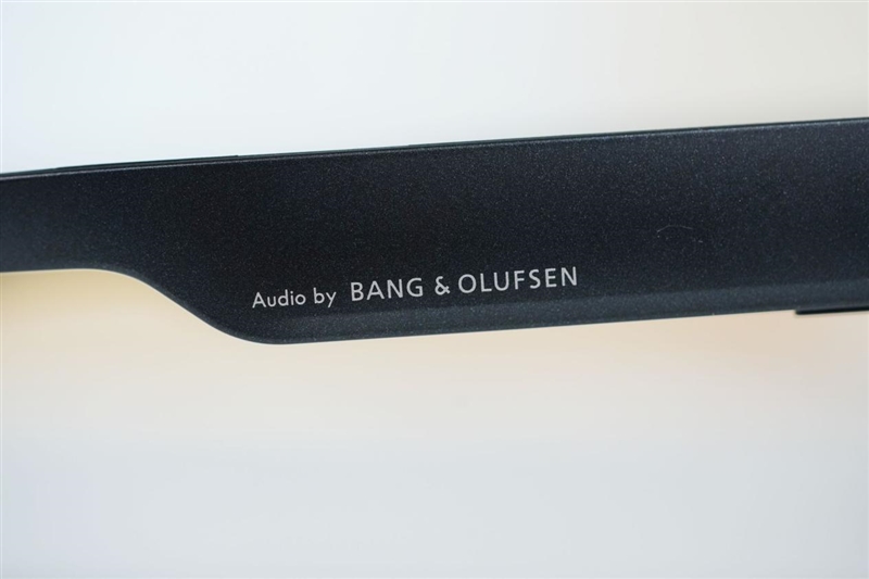 随身携带的135英寸巨幕!雷鸟 Air 4 Pro评测:全球首款HDR智能眼镜