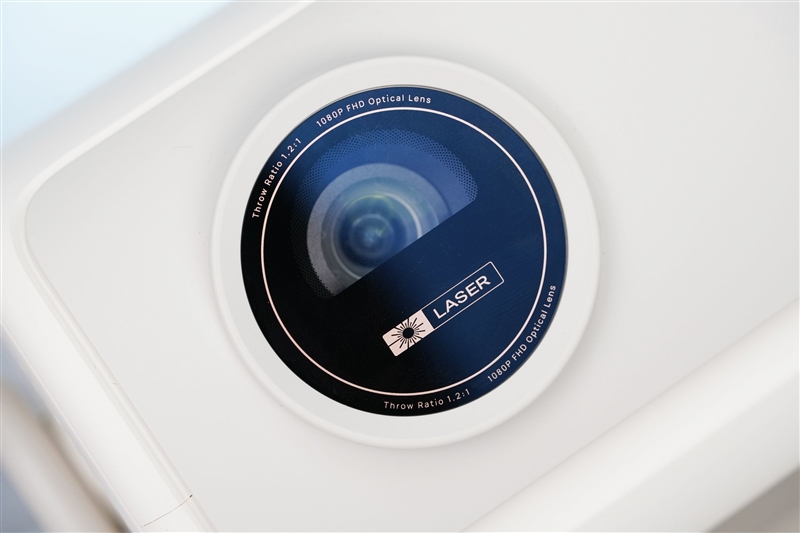 三色激光画质惊人！当贝D7X激光投影仪评测：三千元不到就能体验旗舰技术