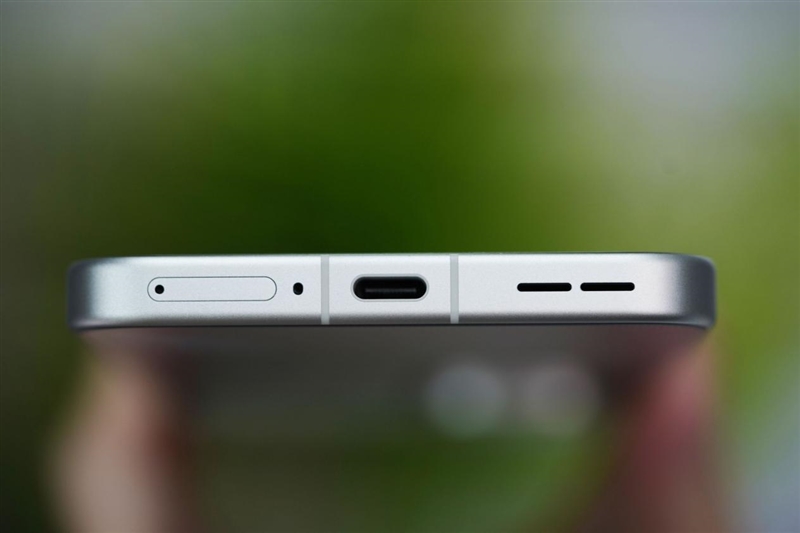 同档唯一165Hz!一加Ace 6评测体验:打游戏的不二之选