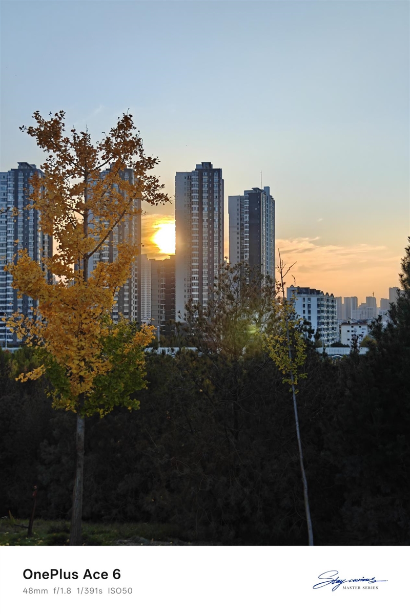 同档唯一165Hz!一加Ace 6评测体验:打游戏的不二之选