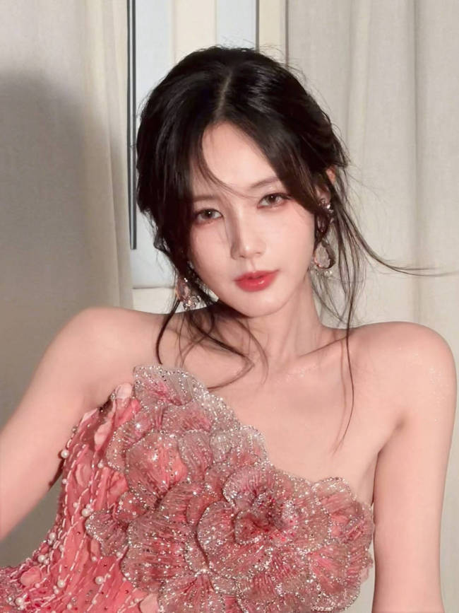 李一桐被恶意造黄谣！已委托律师发声明进行维权