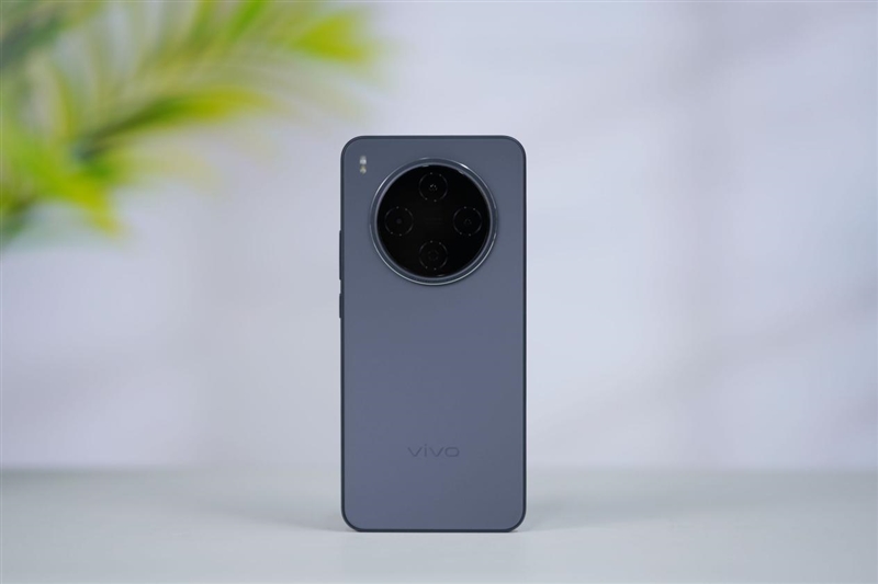 2亿像素的国民小旗舰！vivo Y500 Pro评测：超耐用超给力