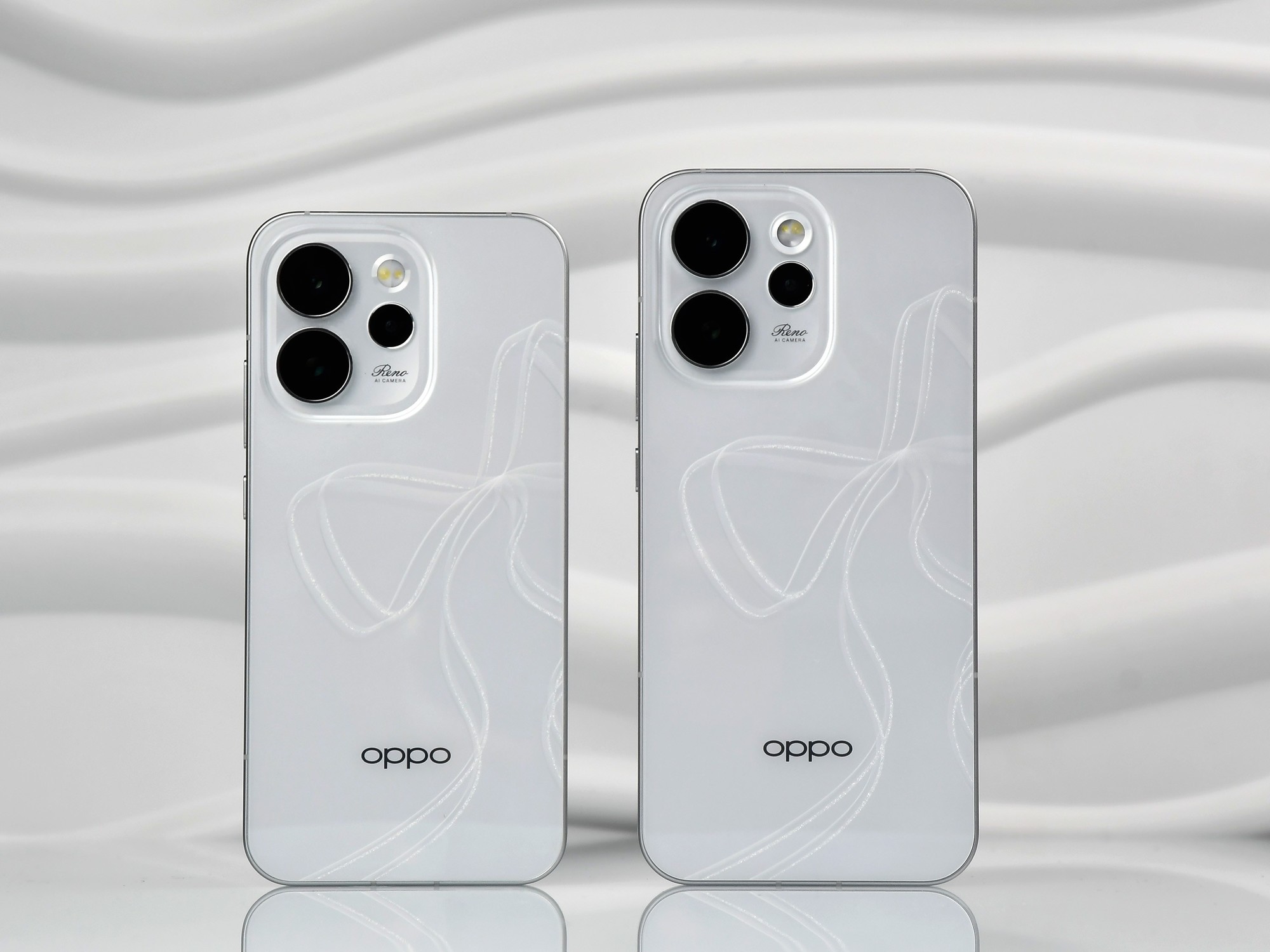给潮流打个蝴蝶结？OPPO Reno15系列设计揭秘