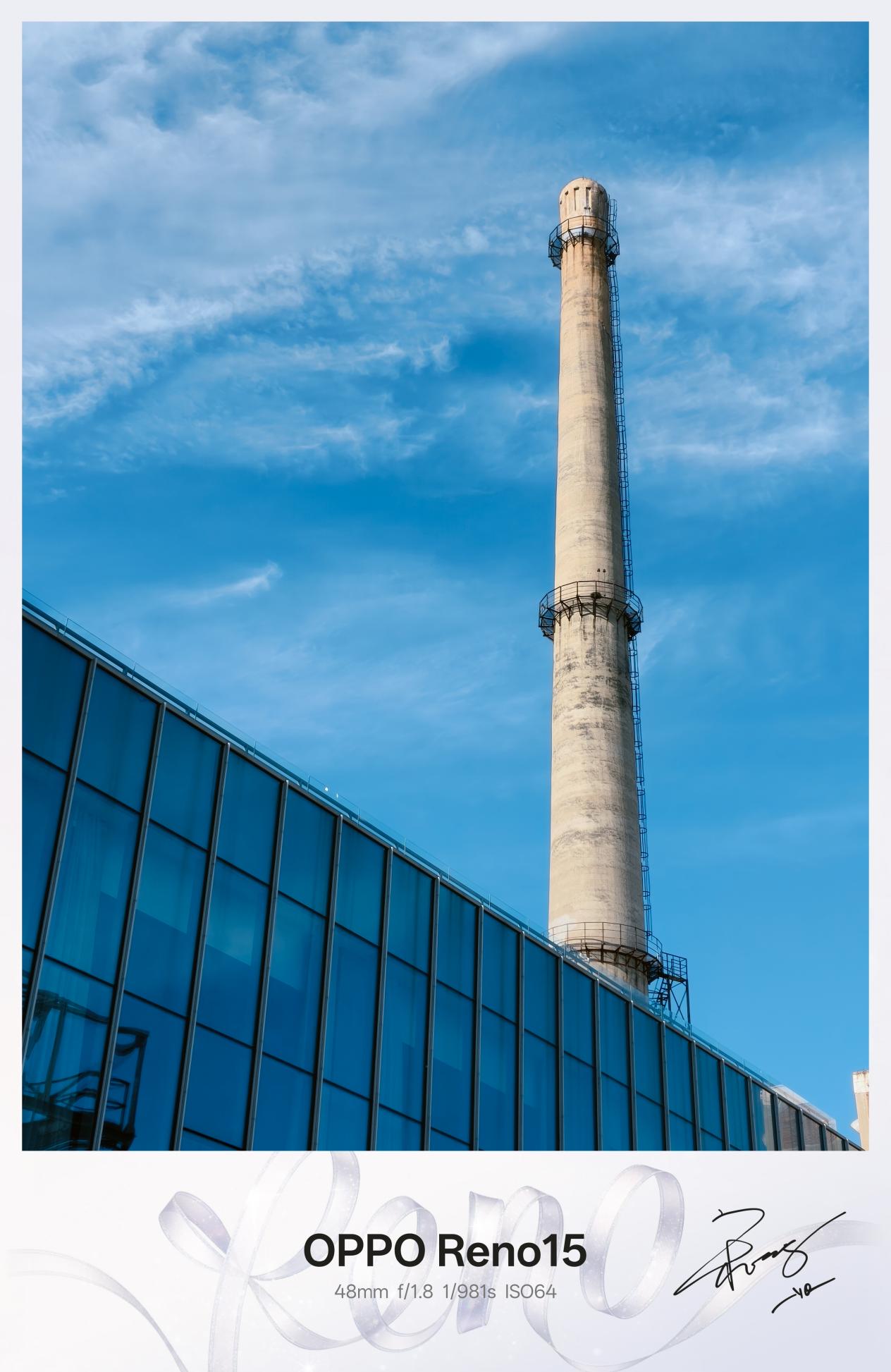 精致小直屏超出圈实况拼图，OPPO Reno15全面评测