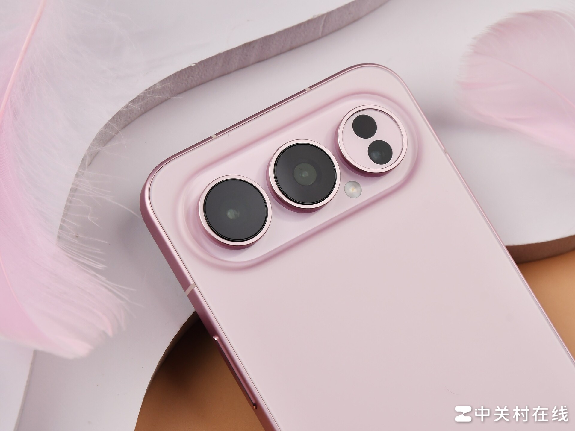 荣耀500 Pro上手评测：骁龙 8 Elite+2亿AI主摄 打造潮流影像新标杆