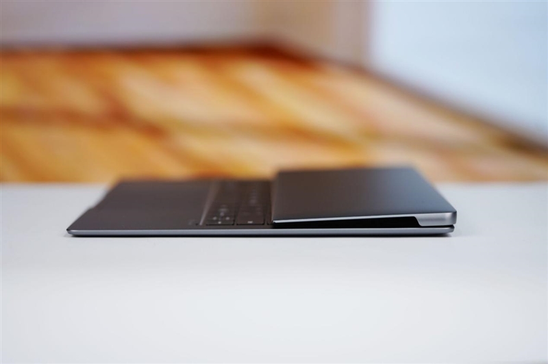 从形态到性能的全面革新!HUAWEI MatePad Edge鸿蒙二合一平板电脑评测