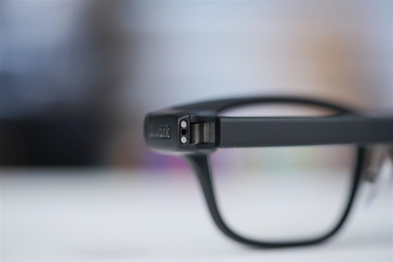 阿里首款自研夸克AI眼镜S1首发评测：真正的第一视角拍摄、导航、提词神器！