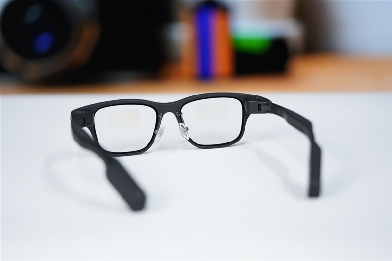 阿里首款自研夸克AI眼镜S1首发评测：真正的第一视角拍摄、导航、提词神器！