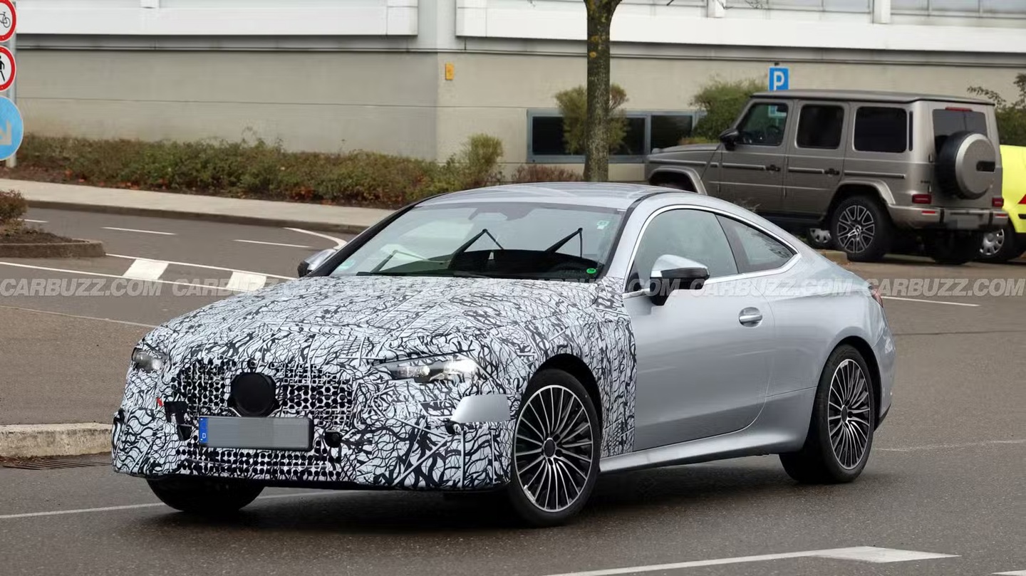 梅赛德斯-奔驰 CLE 轿跑中期改款测试车路测图曝光