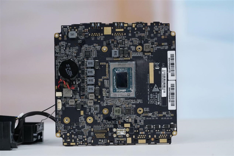 可能是散热最好的mini主机!奥睿科OminiPro迷你机评测:半小时烤机稳定54W 温度仅80度