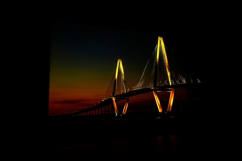 卧室缺一台投影仪吗？哈趣H3 Ultra评测：音画同级无敌 哈曼音箱还可以独立使用