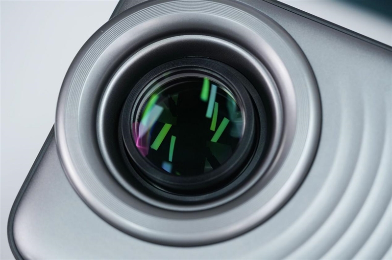 亮度不虚标的典范！哈趣H3 Ultra Max评测：2000元以内最强游戏投影仪