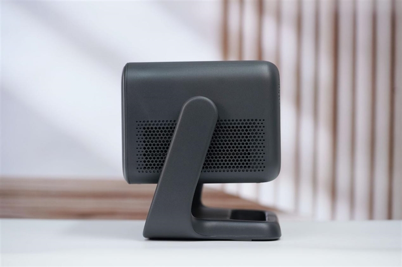 亮度不虚标的典范！哈趣H3 Ultra Max评测：2000元以内最强游戏投影仪