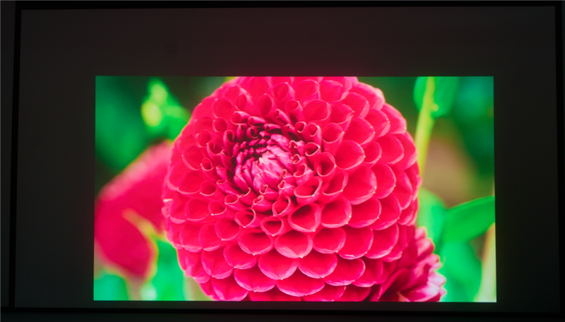 亮度不虚标的典范！哈趣H3 Ultra Max评测：2000元以内最强游戏投影仪