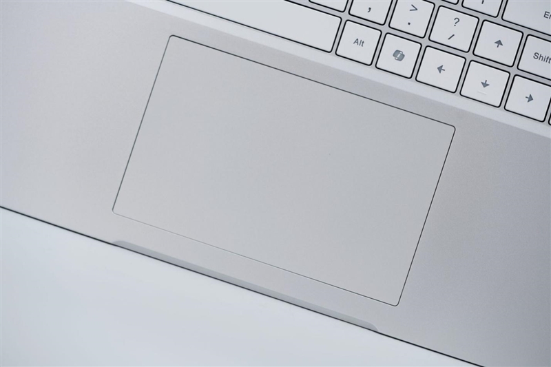 七彩虹将星X16 Pro笔记本评测：从内到外全面升级 性能体验