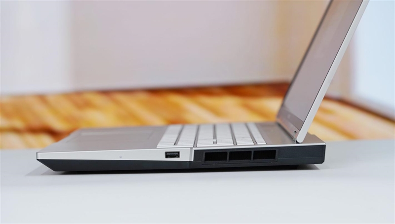 七彩虹将星X16 Pro笔记本评测：从内到外全面升级 性能体验