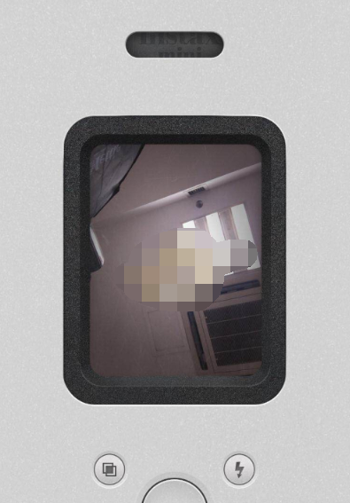 1606297958415834.png nomo相机怎么切换摄像头