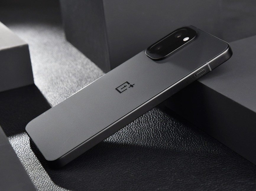 一加 Ace 6T全面评测:刷新高帧体验上限的旗舰性能新选择