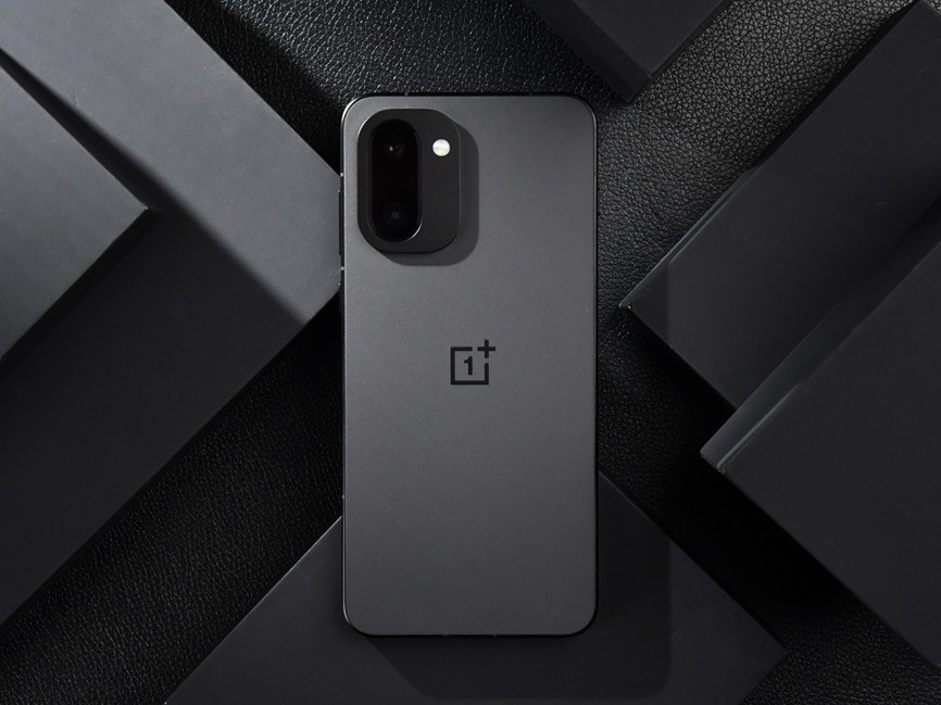 一加 Ace 6T全面评测:刷新高帧体验上限的旗舰性能新选择