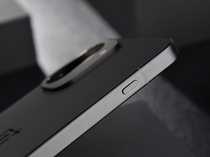 一加 Ace 6T全面评测:刷新高帧体验上限的旗舰性能新选择