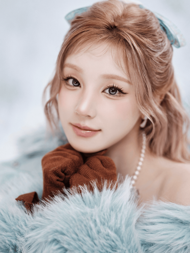 宋雨琦冰雪公主造型释出 完美诠释冬日魔法少女