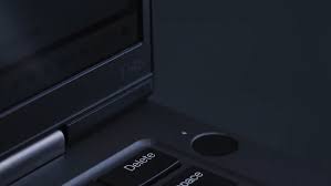 电脑黑屏启动不起来怎么办