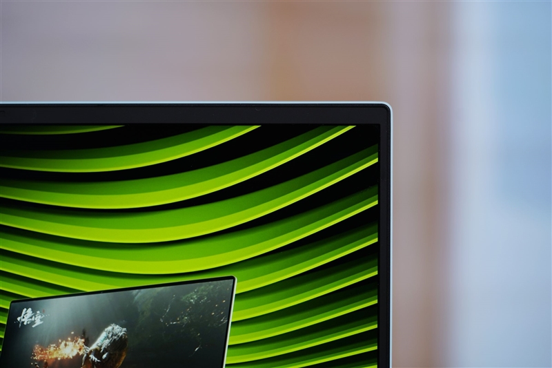 雷神猎刃S评测：万元游戏本性能出色 长江存储PC411 SSD宝刀不老